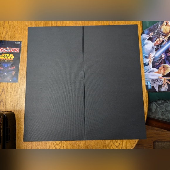 Monopoly Star Wars Saga Edition - Picture 8 of 8